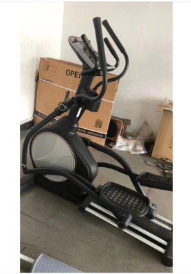 Bici ellittica della palestra ISO9001 di esercizio ellittico dell'attrezzatura che carica 150kg