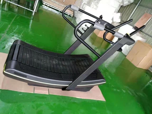 attrezzatura curva commerciale della palestra della pedana mobile della metropolitana di 3mm che esegue area 1500*440mm