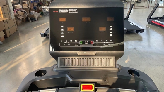 Attrezzatura per tapis roulant per palestra ad alte prestazioni Capacità 300 libbre